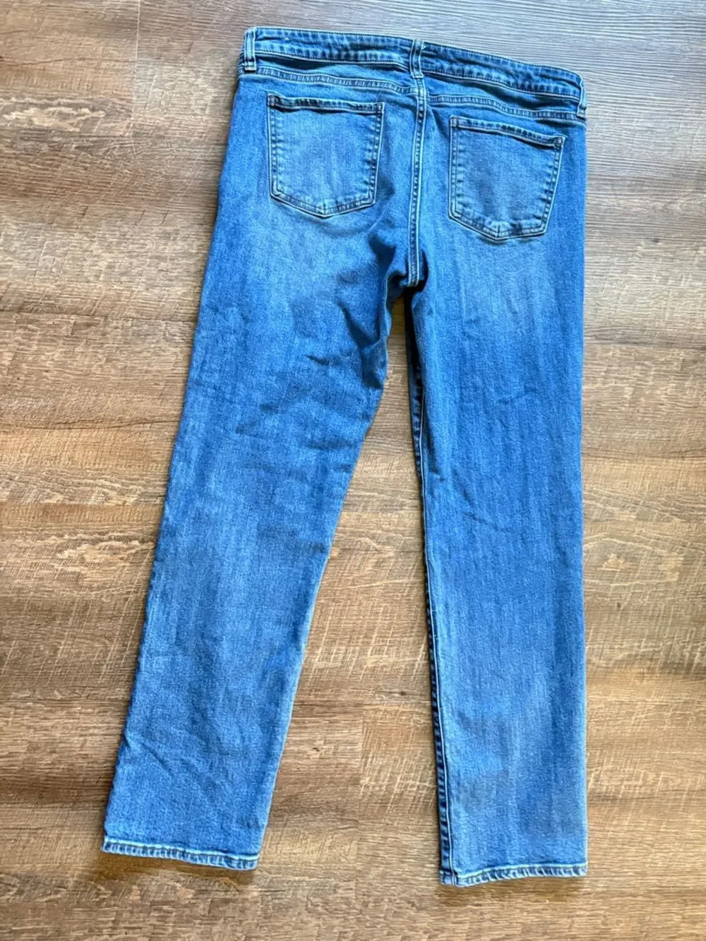 KUT From the Kloth mid rise Catherine Boyfriend jeans medium wash denim 14 EUC